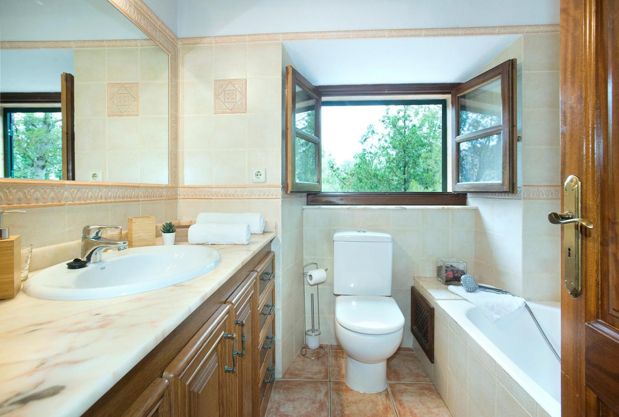 Villa Owl Plomer - 2 Min Walk To The Old Town Pollença